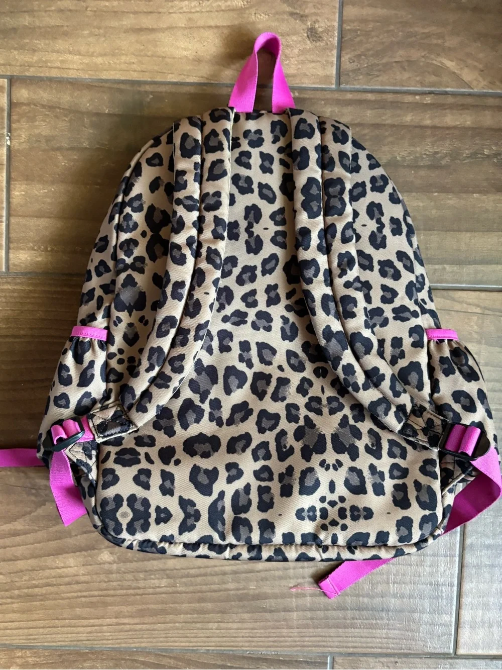 GAP fun leopard